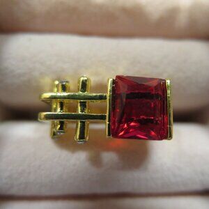 NEW Square Ruby Zircon 6 rhinestones gold plated ring